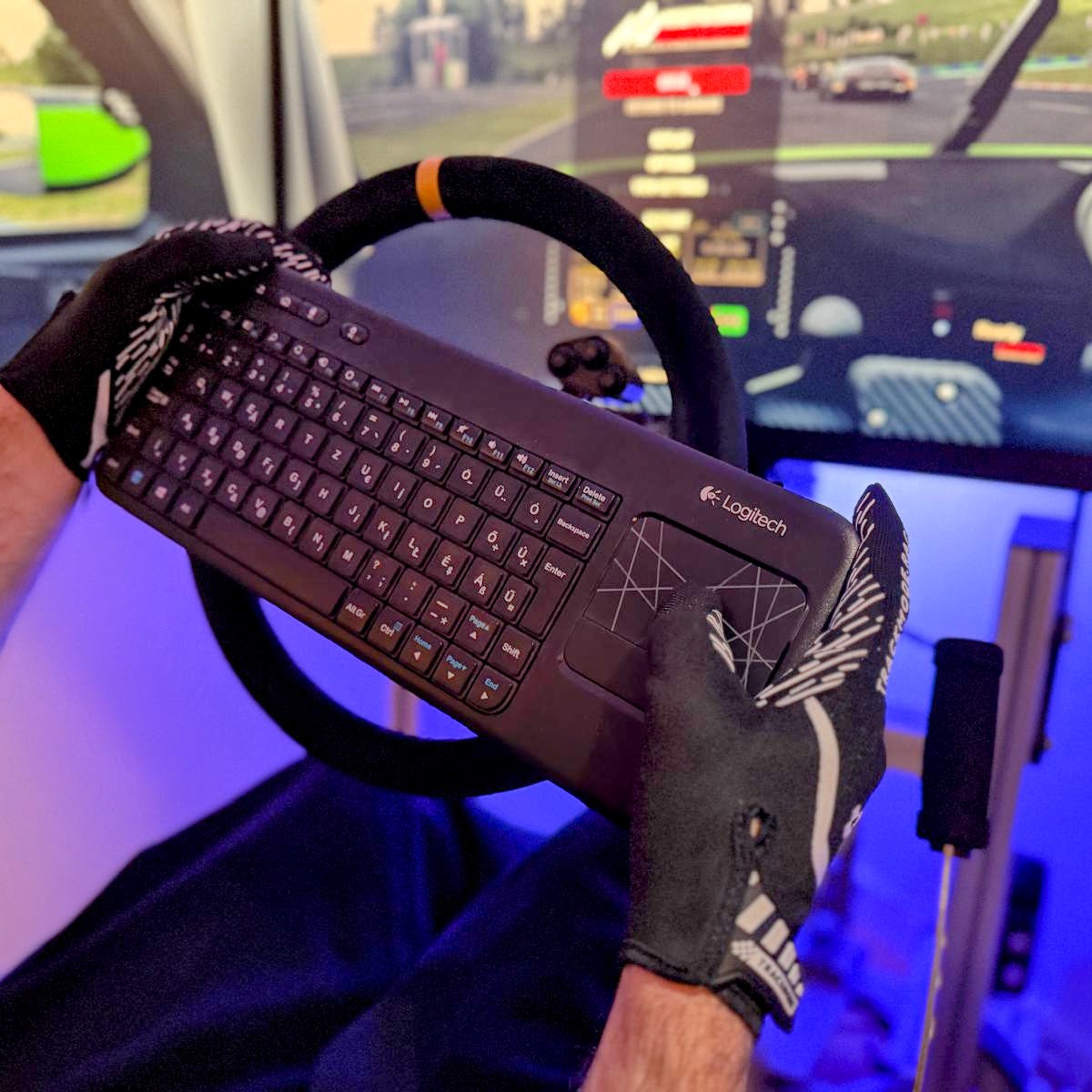TRACKMODE Spectral trackday & simracing gloves in racing black TRACKMODE